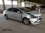 2016 Chevrolet Cruze LS с VIN 1G1BC5SM0G7250006, выставлен на аукционе Copart как лот 80717335 с пробегом 57 138 миль миль и Списание • Salvage title. История ставок и продаж доступна на DreamBid. Изображение 4.