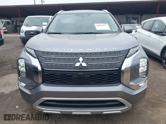 2023 Mitsubishi Outlander SEL with VIN JA4J4VA87PZ031997, listed as a IAAI auction lot 42010477 with 33,649 mi miles and . Bid and sale history available at DreamBid. Image 6.