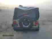 2005 Jeep Wrangler SE z VIN 1J4FA29105P344743, wystawiony jako Copart lot #75524944 z przebiegiem 108 824 mil mil oraz Szkoda całkowita • Salvage title. Historia ofert i sprzedaży dostępna na DreamBid. Obrazek 6.