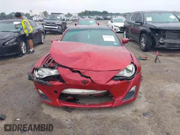 2015 Scion FR-S z VIN JF1ZNAA16F8705309, wystawiony jako IAAI lot #42412542 z przebiegiem 55 947 mil mil oraz . Historia ofert i sprzedaży dostępna na DreamBid. Obrazek 12.