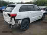 2018 Jeep Grand Cherokee Altitude z VIN 1C4RJFAG7JC167782, wystawiony jako Copart lot #83775285 z przebiegiem 98 035 mil mil oraz Szkoda całkowita • Salvage title. Historia ofert i sprzedaży dostępna na DreamBid. Obrazek 3.