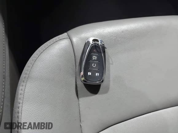 2016 Chevrolet Malibu Hybrid с VIN 1G1ZJ5SU8GF303870, выставлен на аукционе IAAI как лот 42630204 с пробегом 141 166 миль миль и . История ставок и продаж доступна на DreamBid. Изображение 11.