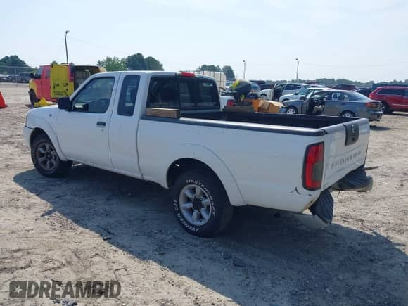 2002 Nissan Frontier XE with VIN 1N6DD26S82C369553, listed as a IAAI auction lot 42579202 with 392,819 mi miles and . Bid and sale history available at DreamBid. Image 3.