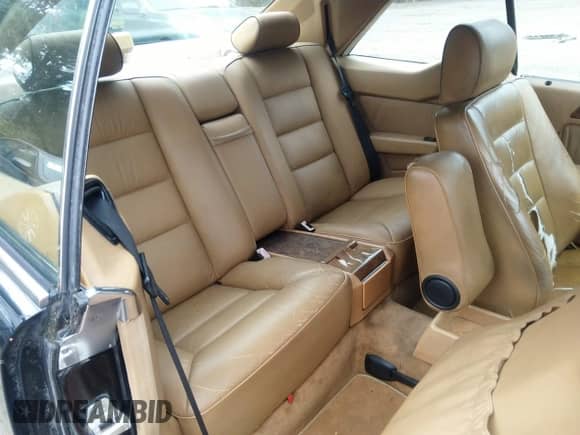 1990 Mercedes-Benz 300 CE с VIN WDBEA51D2LB120052, выставлен на аукционе IAAI как лот 43309784 с пробегом 224 101 миль миль и . История ставок и продаж доступна на DreamBid. Изображение 8.