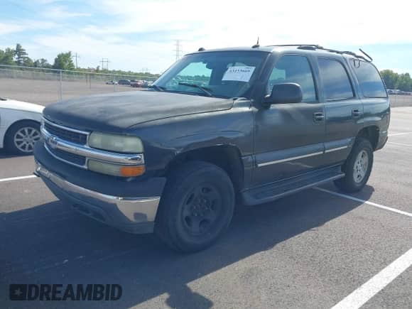 2004 Chevrolet Tahoe Z71 с VIN 1GNEK13Z24R162351, выставлен на аукционе IAAI как лот 43433669 с пробегом Не указан миль и . История ставок и продаж доступна на DreamBid. Изображение 2.