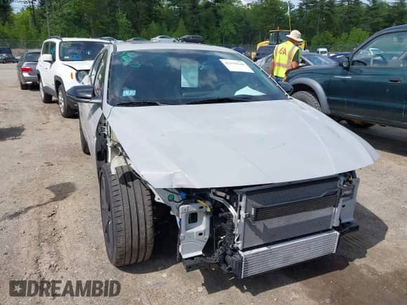 2025 Hyundai Elantra с VIN KMHLW4DK4SU027482, выставлен на аукционе IAAI как лот 42334348 с пробегом 6 001 миль миль и . История ставок и продаж доступна на DreamBid. Изображение 6.