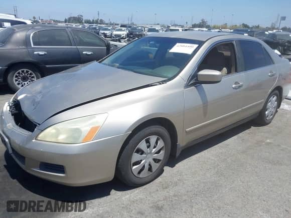 2006 Honda Accord LX with VIN 1HGCM564X6A183971, listed as a IAAI auction lot 42884400 with 225,716 mi miles and . Bid and sale history available at DreamBid. Image 2.