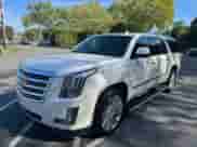 2017 Cadillac Escalade ESV Platinum с VIN 1GYS4KKJ6HR146483, выставлен на аукционе Copart как лот 86150095 с пробегом 119 820 миль миль и Чистый • Clean title. История ставок и продаж доступна на DreamBid. Изображение 2.