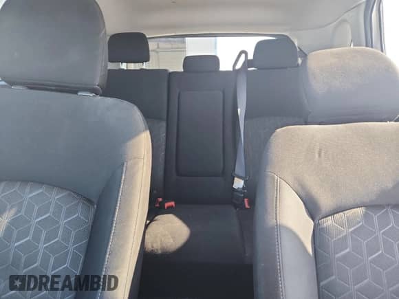 2021 Mitsubishi Outlander SE z VIN JA4APVAUXMU015757, wystawiony jako Copart lot #85944485 z przebiegiem 106 985 mil mil oraz Szkoda całkowita • Salvage title. Historia ofert i sprzedaży dostępna na DreamBid. Obrazek 10.