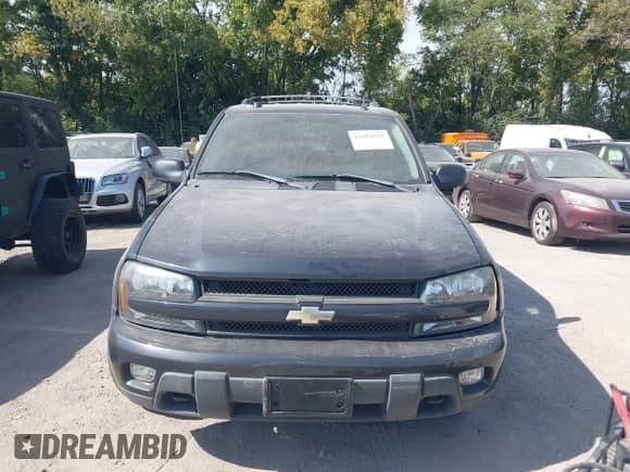 2005 Chevrolet TrailBlazer LS с VIN 1GNDT13S152271597, выставлен на аукционе IAAI как лот 43184555 с пробегом 127 575 миль миль и . История ставок и продаж доступна на DreamBid. Изображение 6.