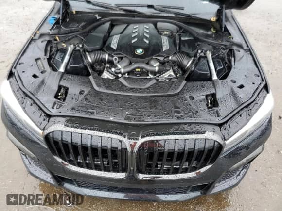 2021 BMW 7 Series 750i xDrive with VIN WBA7U2C0XMCF84373, listed as a Copart auction lot 61243595 with Not provided miles and Salvage title. Bid and sale history available at DreamBid. Image 11.