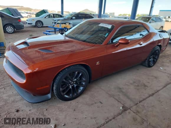 2020 Dodge Challenger R/T Scat Pack with VIN 2C3CDZFJXLH165385, listed as a Copart auction lot 69639405 with 24,765 mi miles and Salvage title. Bid and sale history available at DreamBid. Image 1.