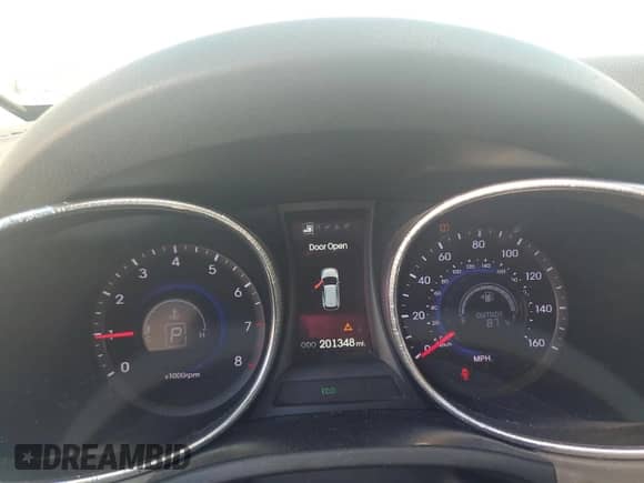 2013 Hyundai Santa Fe Sport z VIN 5XYZU3LBXDG077940, wystawiony jako Copart lot #86611245 z przebiegiem 201 348 mil mil oraz Szkoda całkowita • Salvage title. Historia ofert i sprzedaży dostępna na DreamBid. Obrazek 9.