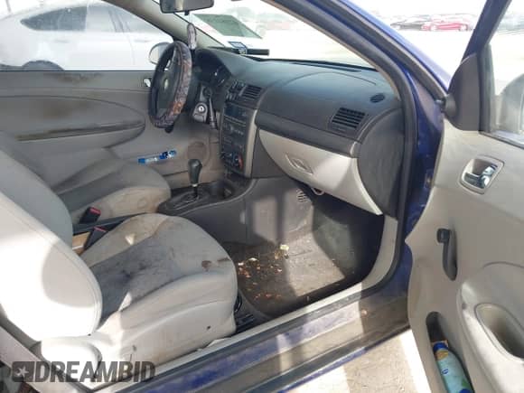 2007 Chevrolet Cobalt LS с VIN 1G1AK15FX77143002, выставлен на аукционе IAAI как лот 42584138 с пробегом Не указан миль и . История ставок и продаж доступна на DreamBid. Изображение 5.
