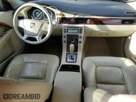 2010 Volvo XC70 3.0T с VIN YV4992BZXA1082364, выставлен на аукционе Copart как лот 86880924 с пробегом 161 107 миль миль и Списание • Salvage title. История ставок и продаж доступна на DreamBid. Изображение 8.