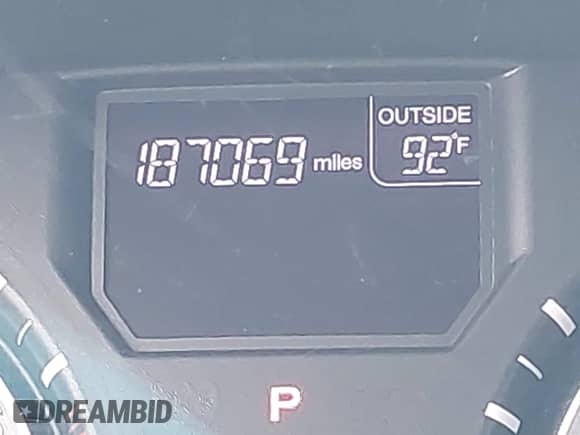 2015 Honda Odyssey EX с VIN 5FNRL5H49FB106699, выставлен на аукционе IAAI как лот 42581882 с пробегом 187 069 миль миль и . История ставок и продаж доступна на DreamBid. Изображение 16.