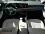 2025 Hyundai Sonata SEL z VIN KMHL64JA2SA480285, wystawiony jako Copart lot #85743055 z przebiegiem 7 919 mil mil oraz Nie do naprawy • Non repairable. Historia ofert i sprzedaży dostępna na DreamBid. Obrazek 8.