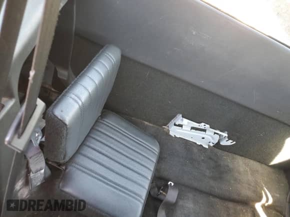 2003 Chevrolet S-10 с VIN 1GCCS19H438268951, выставлен на аукционе Copart как лот 63489615 с пробегом Не указан миль и Списание • Salvage title. История ставок и продаж доступна на DreamBid. Изображение 10.