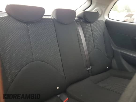 2007 Hyundai Accent GS с VIN KMHCM36C87U048400, выставлен на аукционе Copart как лот 69233785 с пробегом 68 987 миль миль и Списание • Salvage title. История ставок и продаж доступна на DreamBid. Изображение 10.