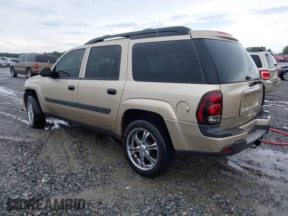 2005 Chevrolet TrailBlazer LT с VIN 1GNET16S256129431, выставлен на аукционе IAAI как лот 42905423 с пробегом 223 559 миль миль и . История ставок и продаж доступна на DreamBid. Изображение 3.