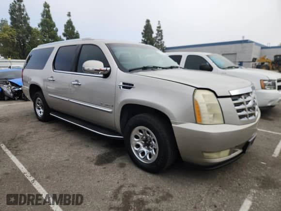 2007 Cadillac Escalade ESV с VIN 1GYFK66807R228777, выставлен на аукционе Copart как лот 89708865 с пробегом 225 995 миль миль и Чистый • Clean title. История ставок и продаж доступна на DreamBid. Изображение 4.