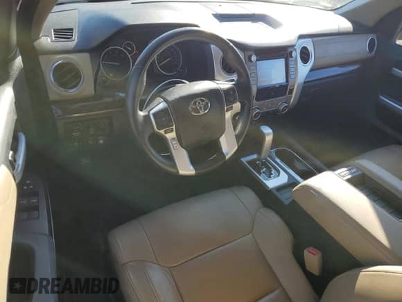 2016 Toyota Tundra Limited z VIN 5TFBY5F11GX526587, wystawiony jako Copart lot #76176984 z przebiegiem 24 171 mil mil oraz Nie do naprawy • Non repairable. Historia ofert i sprzedaży dostępna na DreamBid. Obrazek 8.