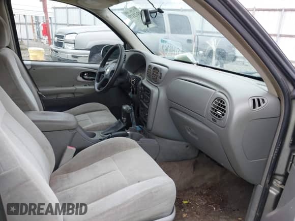 2006 Chevrolet TrailBlazer LS with VIN 1GNDT13S962314102, listed as a IAAI auction lot 43421175 with 223,984 mi miles and . Bid and sale history available at DreamBid. Image 5.