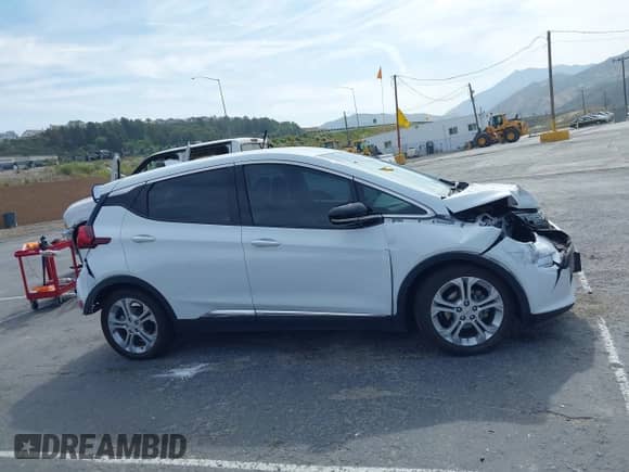 2020 Chevrolet Bolt EV LT with VIN 1G1FY6S06L4129658, listed as a IAAI auction lot 42372460 with 43,417 mi miles and . Bid and sale history available at DreamBid. Image 13.