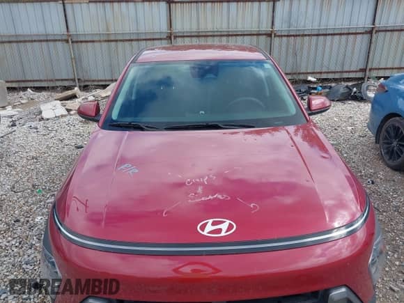 2025 Hyundai Kona SE с VIN KM8HA3AB5SU186210, выставлен на аукционе IAAI как лот 42150185 с пробегом 10 304 миль миль и . История ставок и продаж доступна на DreamBid. Изображение 6.
