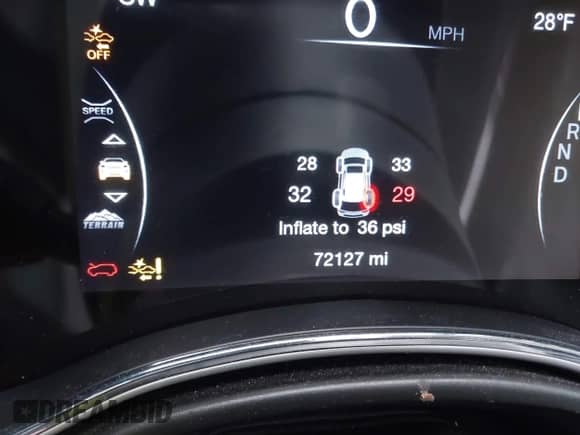 2019 Jeep Grand Cherokee Summit z VIN 1C4RJFJGXKC669686, wystawiony jako IAAI lot #41465553 z przebiegiem 72 127 mil mil oraz . Historia ofert i sprzedaży dostępna na DreamBid. Obrazek 7.