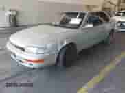 1994 Toyota Camry LE z VIN 4T1SK12EXRU336239, wystawiony jako IAAI lot #43305210 z przebiegiem 184 899 mil mil oraz . Historia ofert i sprzedaży dostępna na DreamBid. Obrazek 2.