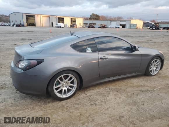 2012 Hyundai Genesis Coupe R-Spec с VIN KMHHT6KD5CU067327, выставлен на аукционе Copart как лот 85681254 с пробегом Не указан миль и Чистый • Clean title. История ставок и продаж доступна на DreamBid. Изображение 3.