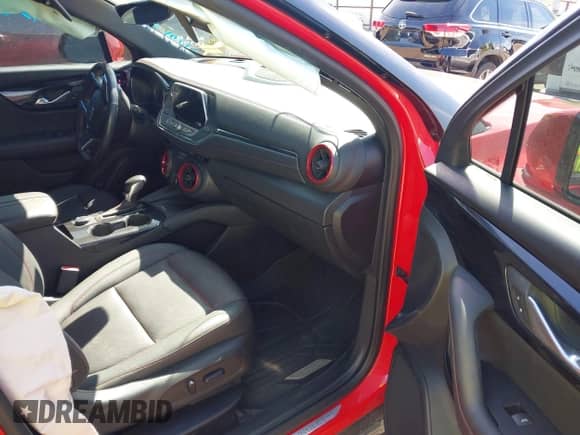 2021 Chevrolet Blazer RS с VIN 3GNKBERS6MS581014, выставлен на аукционе IAAI как лот 42018651 с пробегом 91 963 миль миль и . История ставок и продаж доступна на DreamBid. Изображение 5.