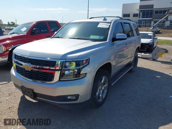 2017 Chevrolet Tahoe LT с VIN 1GNSCBKC0HR152944, выставлен на аукционе IAAI как лот 43129484 с пробегом 115 430 миль миль и . История ставок и продаж доступна на DreamBid. Изображение 2.