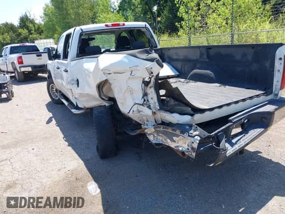 2009 Chevrolet Silverado 3500HD с VIN 1GCHC83K69F118800, выставлен на аукционе IAAI как лот 42858401 с пробегом 275 265 миль миль и . История ставок и продаж доступна на DreamBid. Изображение 3.