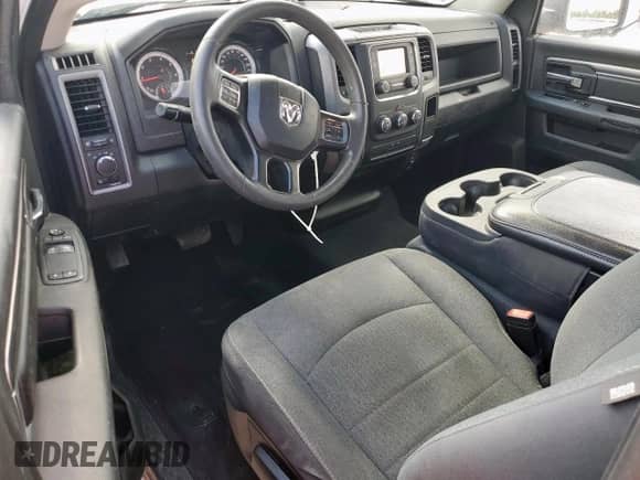 2022 Ram 1500 Tradesman z VIN 3C6JR6DGXNG238369, wystawiony jako Copart lot #68370815 z przebiegiem 56 680 mil mil oraz Szkoda całkowita • Salvage title. Historia ofert i sprzedaży dostępna na DreamBid. Obrazek 8.