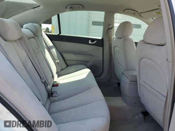 2007 Hyundai Sonata SE с VIN 5NPEU46F57H171790, выставлен на аукционе Copart как лот 71735045 с пробегом 68 274 миль миль и Списание • Salvage title. История ставок и продаж доступна на DreamBid. Изображение 10.