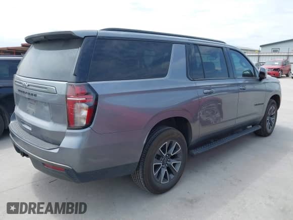 2021 Chevrolet Suburban Z71 с VIN 1GNSKDKD8MR375007, выставлен на аукционе IAAI как лот 42003473 с пробегом 100 538 миль миль и . История ставок и продаж доступна на DreamBid. Изображение 4.