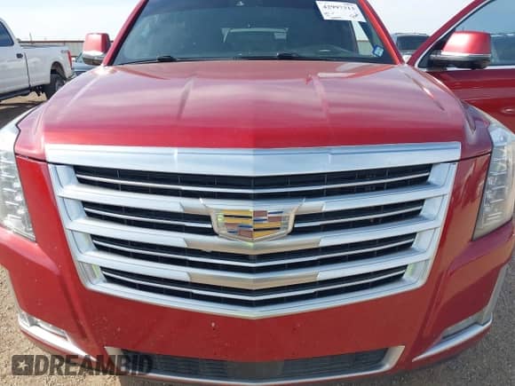2015 Cadillac Escalade ESV Platinum with VIN 1GYS4UKJ0FR711819, listed as a IAAI auction lot 42997313 with 210,749 mi miles and . Bid and sale history available at DreamBid. Image 6.