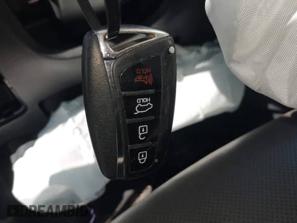 2016 Hyundai Santa Fe SE z VIN KM8SR4HF2GU141648, wystawiony jako IAAI lot #41852203 z przebiegiem 99 711 mil mil oraz . Historia ofert i sprzedaży dostępna na DreamBid. Obrazek 11.