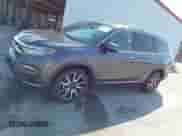 2019 Honda Pilot Touring 7-Passenger z VIN 5FNYF6H64KB003422, wystawiony jako IAAI lot #43340981 z przebiegiem 86 350 mil mil oraz . Historia ofert i sprzedaży dostępna na DreamBid. Obrazek 14.