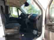 2024 Ram ProMaster Cargo Tradesman с VIN 3C6LRVDG4RE127479, выставлен на аукционе IAAI как лот 42983151 с пробегом 8 317 миль миль и . История ставок и продаж доступна на DreamBid. Изображение 5.