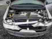 2000 Dodge Caravan SE with VIN 2B4GP44G3YR784939, listed as a Copart auction lot 73253264 with 198,883 mi miles and Salvage title. Bid and sale history available at DreamBid. Image 13.