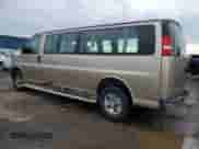 2006 Chevrolet Express Passenger с VIN 1GAHG39U561269015, выставлен на аукционе Copart как лот 46694605 с пробегом 91 316 миль миль и Чистый • Clean title. История ставок и продаж доступна на DreamBid. Изображение 2.