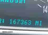 2004 Chevrolet SSR LS z VIN 1GCES14P24B105517, wystawiony jako IAAI lot #42971587 z przebiegiem 167 363 mil mil oraz . Historia ofert i sprzedaży dostępna na DreamBid. Obrazek 15.