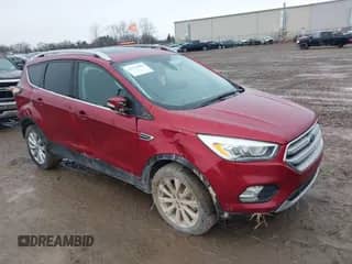 2017 Ford Escape Titanium с VIN 1FMCU9JD9HUC09244, выставлен на аукционе IAAI как лот 41213880 с пробегом 117 338 миль миль и . История ставок и продаж доступна на DreamBid. Изображение 1.