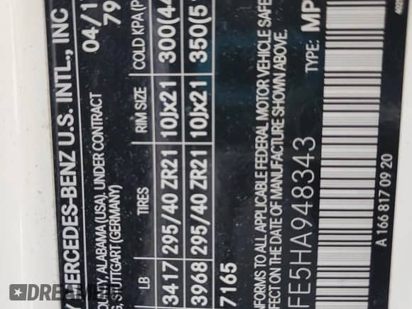 2017 Mercedes-Benz GLS 63 AMG z VIN 4JGDF7FE5HA948343, wystawiony jako Copart lot #68911315 z przebiegiem 75 371 mil mil oraz Czysty tytuł • Clean title. Historia ofert i sprzedaży dostępna na DreamBid. Obrazek 13.