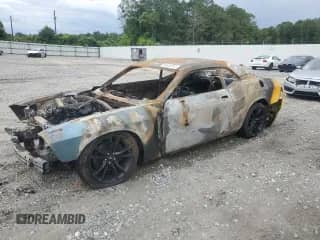 2017 Dodge Challenger R/T с VIN 2C3CDZBT3HH592129, выставлен на аукционе Copart как лот 64452445 с пробегом Не указан миль и На запчасти • Non repairable. История ставок и продаж доступна на DreamBid. Изображение 1.