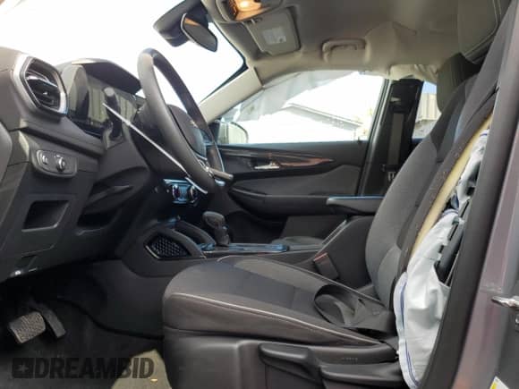 2025 Chevrolet TrailBlazer LT с VIN KL79MRSL4SB039198, выставлен на аукционе Copart как лот 90094965 с пробегом 25 370 миль миль и Чистый • Clean title. История ставок и продаж доступна на DreamBid. Изображение 7.
