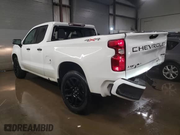 2024 Chevrolet Silverado 1500 Custom с VIN 1GCRDBEK7RZ277223, выставлен на аукционе Copart как лот 42318535 с пробегом 3 391 миль миль и Списание • Salvage title. История ставок и продаж доступна на DreamBid. Изображение 2.